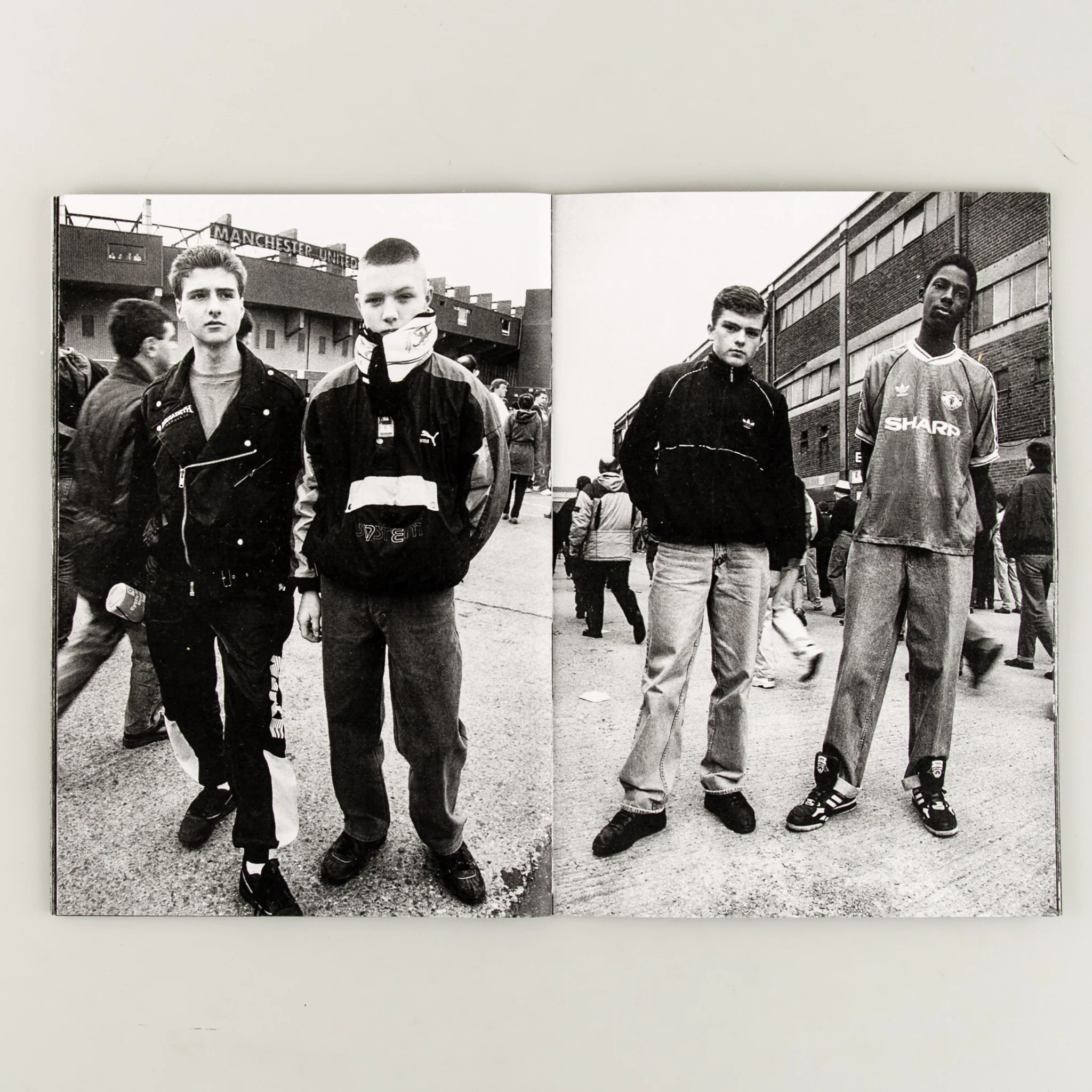 Football Fans 1991 - Image 4