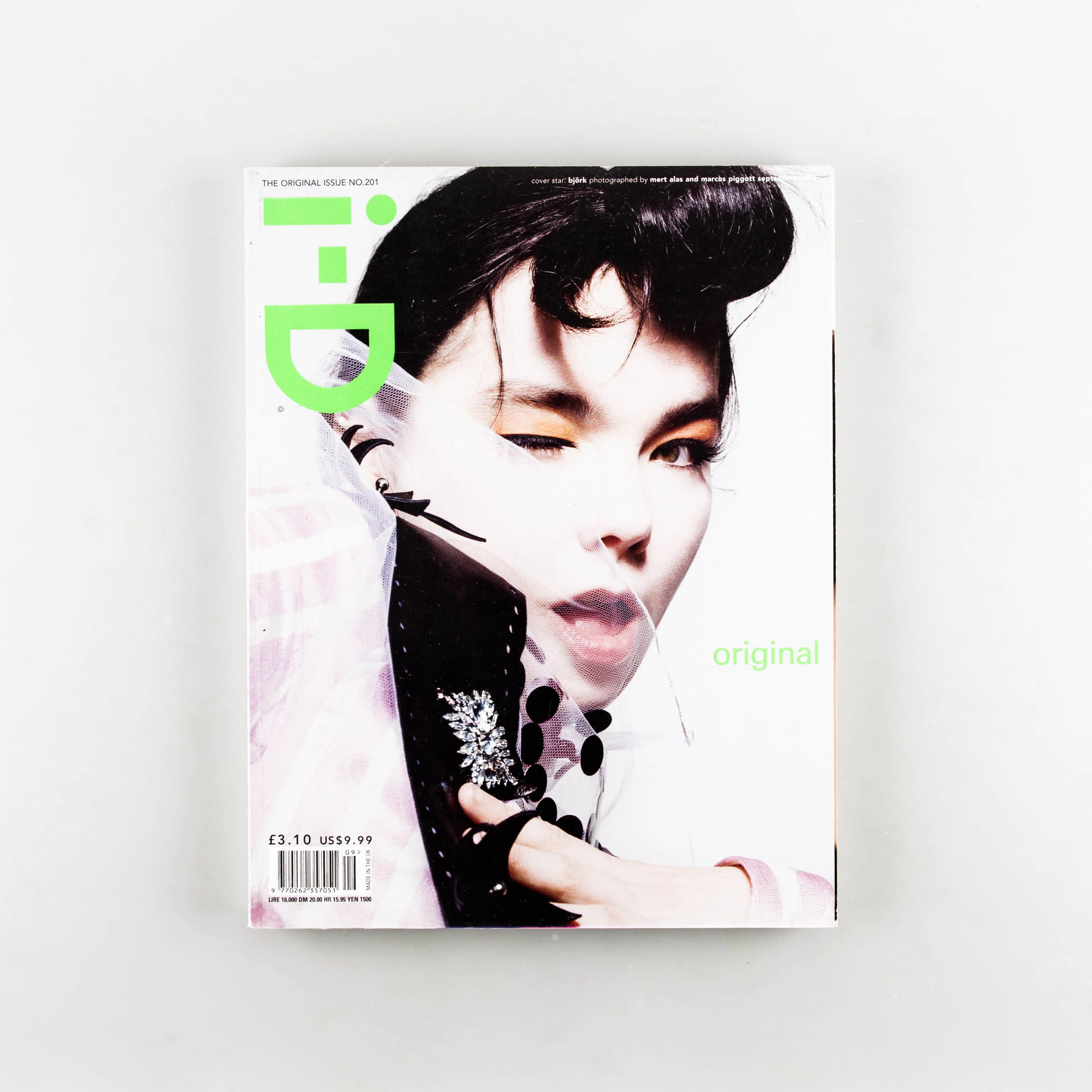 i-D #201 Sep 2000